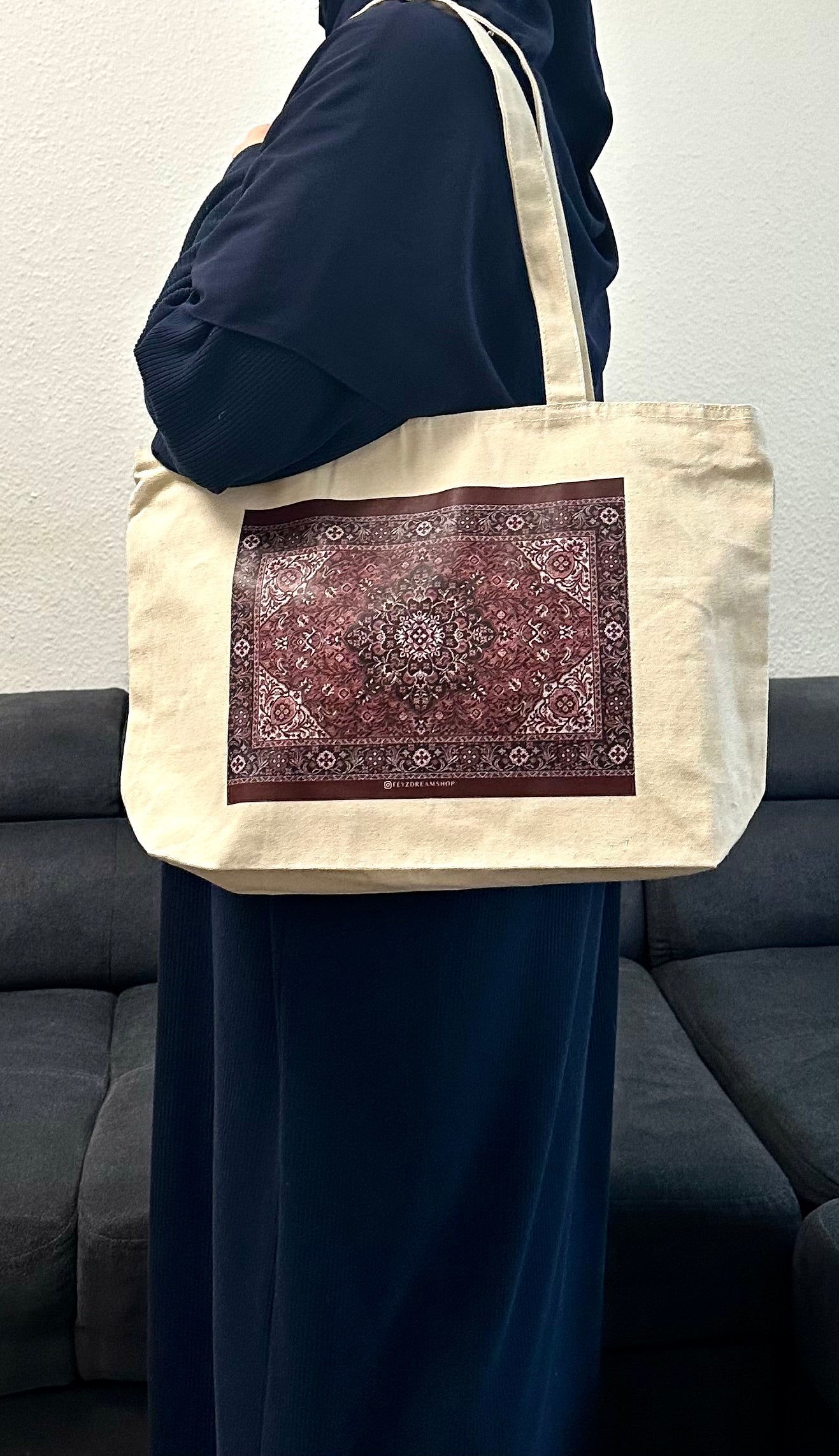 Red Rug Tote Bag mit Reißverschluss