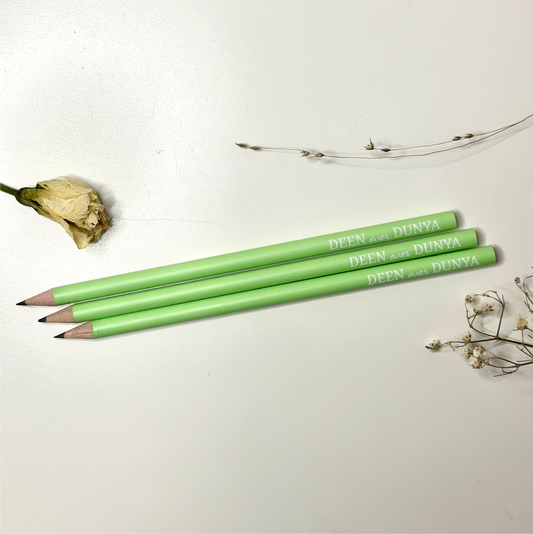 pastellgrün Bleistift “DEEN over DUNYA”