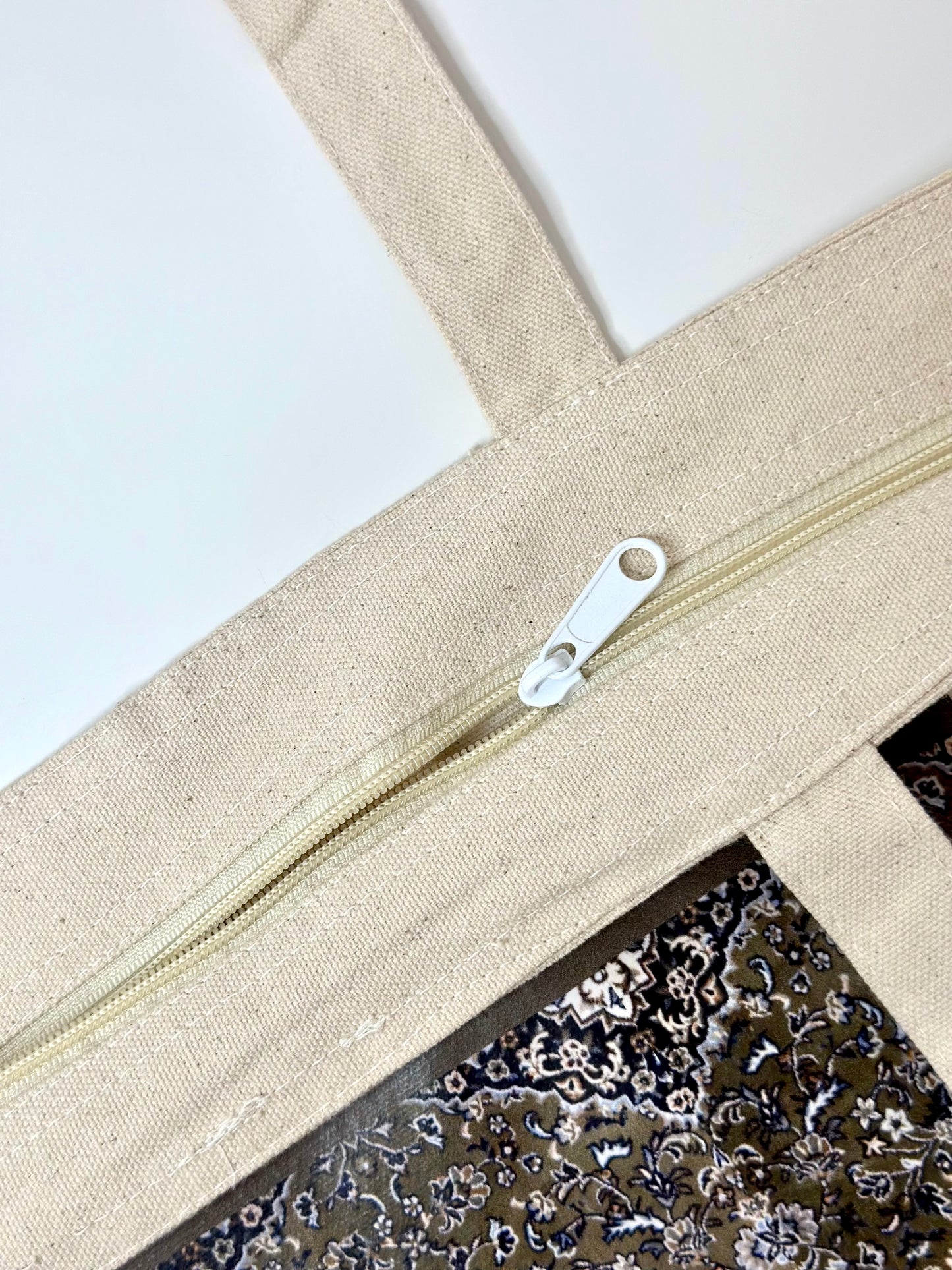 Rawdha Tote Bag mit Reißverschluss