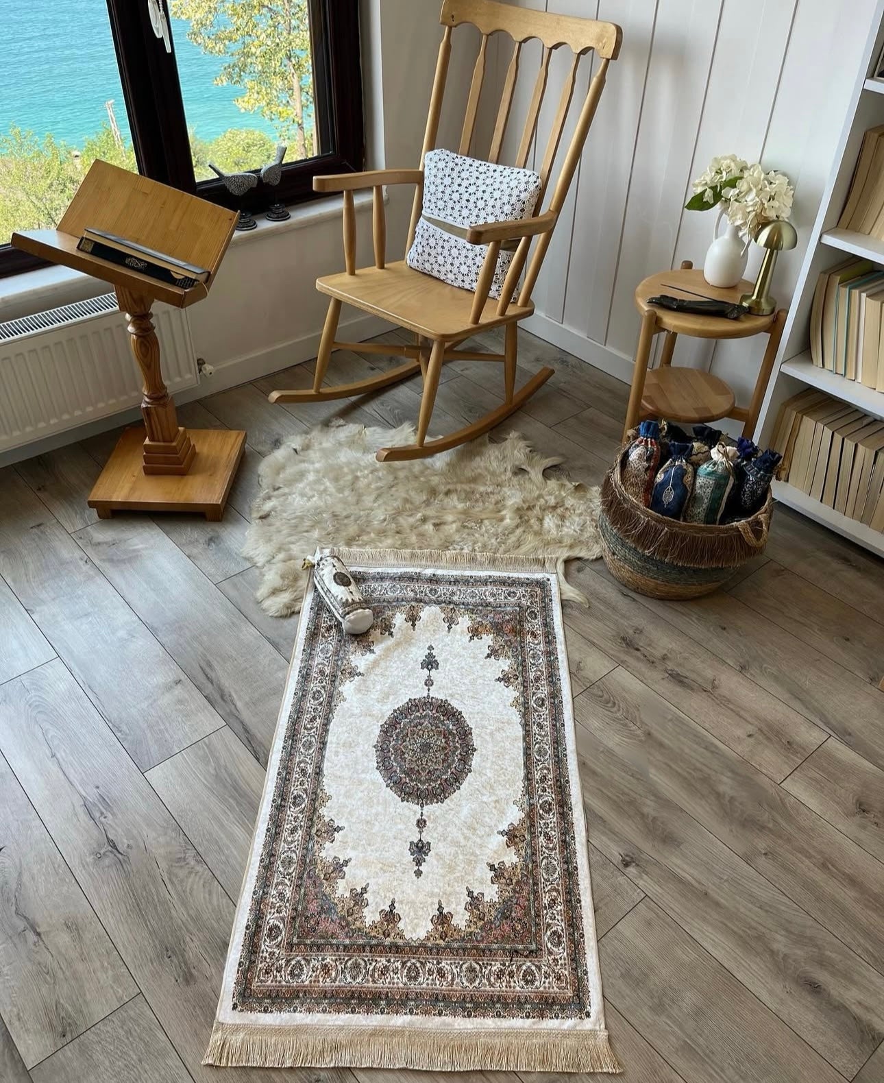 Taşıma çantasıyla birlikte Nur namaz örtüsü