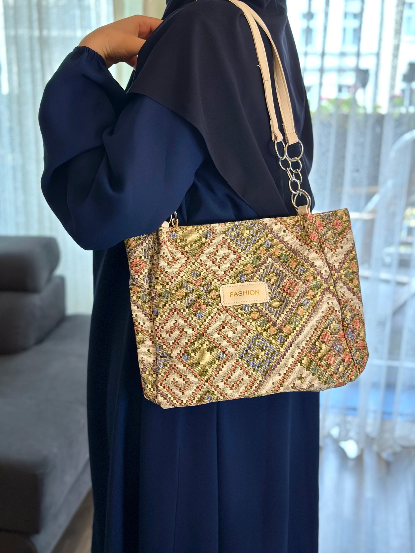 Oryantal omuz çantası M