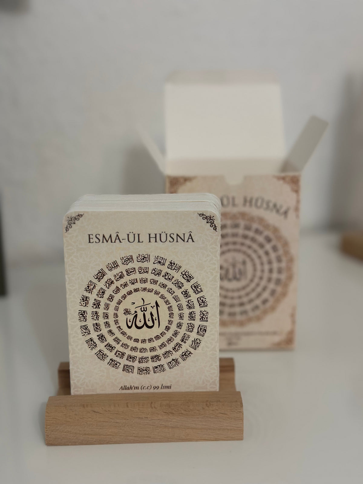 Esmaul Husna Karten mit Holzständer