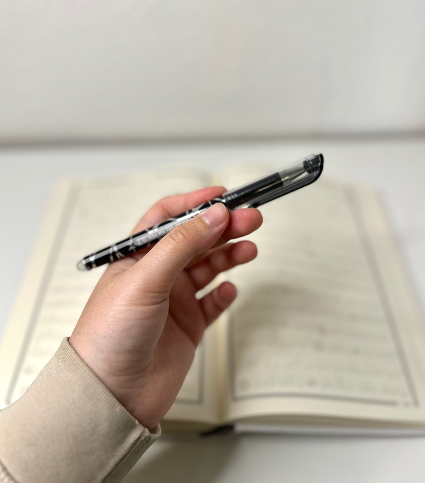 Gölgeli Kuran+ Gelstift mit Radierer